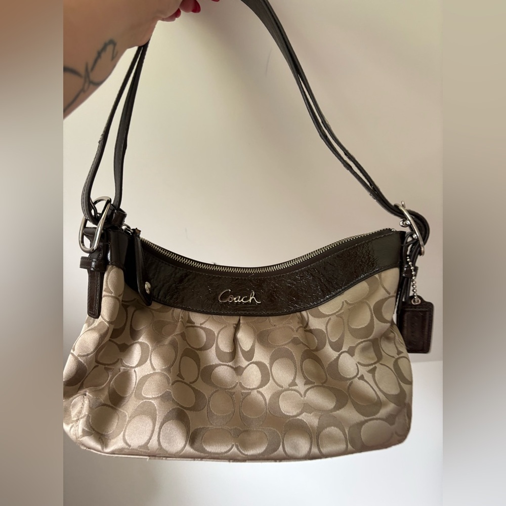 Coach Signature Shoulder Bag